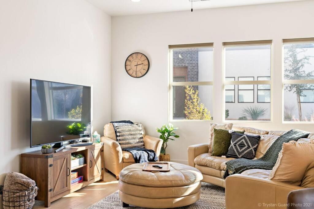 Villa 18 - 4 Bedroom! Year Round Heated Pool & Hot Tub! Games! Golf! Tennis! 圣乔治 外观 照片